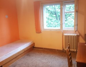 Lakás 4 szobák eladó on Cluj-napoca, Zóna Zorilor