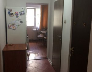 Lakás 4 szobák eladó on Cluj-napoca, Zóna Manastur