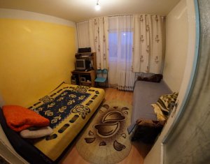 Lakás 4 szobák eladó on Cluj-napoca, Zóna Manastur