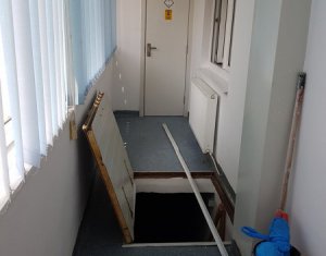 Appartement 3 chambres à vendre dans Cluj-napoca, zone Manastur