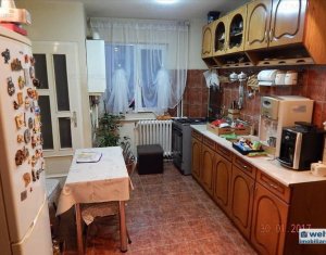 Lakás 3 szobák eladó on Cluj-napoca, Zóna Manastur