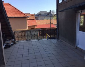 Lakás 4 szobák eladó on Cluj-napoca