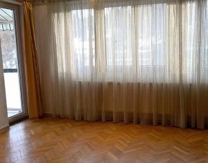 Lakás 3 szobák eladó on Cluj-napoca, Zóna Plopilor