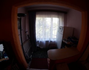 Appartement 3 chambres à vendre dans Cluj-napoca, zone Marasti
