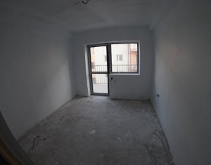 Appartement 3 chambres à vendre dans Cluj-napoca, zone Manastur