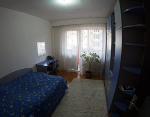 Lakás 3 szobák eladó on Cluj-napoca, Zóna Manastur