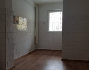 Bureau à louer dans Cluj-napoca, zone Manastur