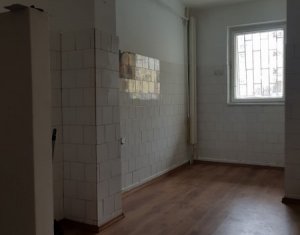 Bureau à louer dans Cluj-napoca, zone Manastur