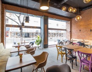 Espace Commercial à vendre dans Cluj-napoca, zone Centru