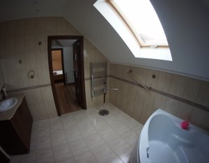 Maison 6 chambres à vendre dans Sannicoara