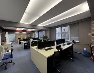 Bureau à vendre, 83m2 dans Cluj-napoca, zone Centru