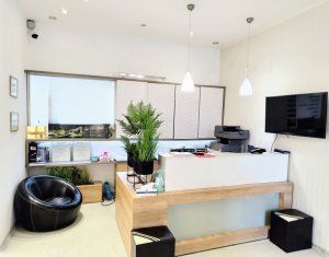 Espace Commercial à vendre, 103m2 dans Cluj-napoca, zone Centru