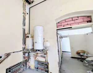 Appartement 8 chambres à vendre dans Cluj-napoca, zone Centru