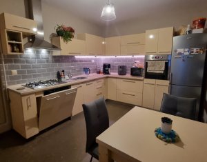 Maison 4 chambres à vendre dans Sannicoara