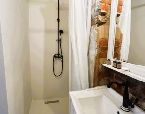 Ház 8 szobák eladó on Cluj-napoca, Zóna Centru