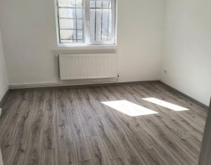 , 92m2 dans Cluj-napoca, zone Plopilor