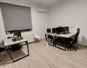 Bureau à louer, 65m2 dans Cluj-napoca, zone Centru