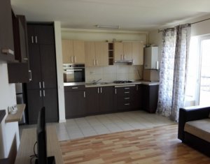 Lakás 3 szobák eladó on Floresti