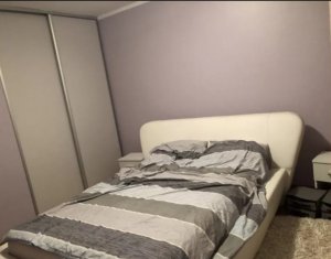 Lakás 3 szobák eladó on Floresti