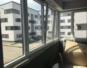 Lakás 2 szobák eladó on Floresti