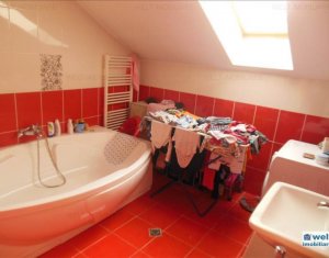 Appartement 3 chambres à vendre dans Floresti
