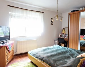 Lakás 3 szobák eladó on Floresti