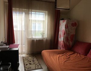 Lakás 3 szobák eladó on Floresti