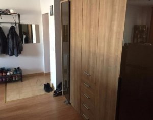 Lakás 2 szobák eladó on Floresti