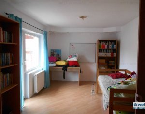 Maison 7 chambres à vendre dans Cluj-napoca, zone Manastur