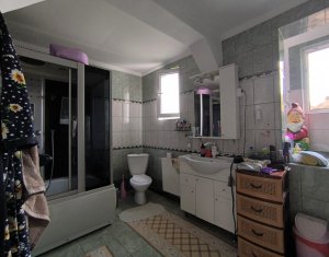 Ház 9 szobák eladó on Gherla