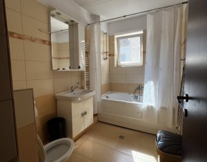 Appartement 4 chambres à louer dans Cluj-napoca, zone Centru