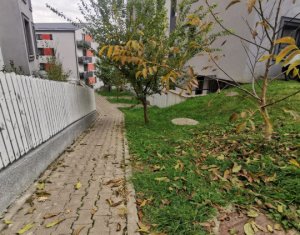 Lakás 2 szobák eladó on Floresti