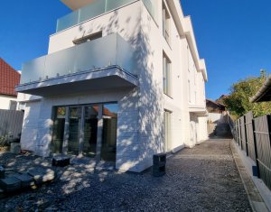 , 300m2 on Cluj-napoca