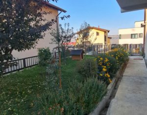 Maison 4 chambres à louer dans Floresti