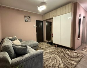 Lakás 3 szobák eladó on Floresti