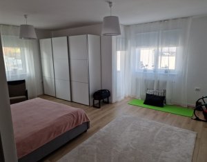 Maison 4 chambres à vendre dans Floresti