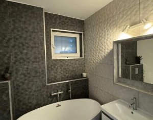 Appartement 3 chambres à vendre dans Cluj-napoca, zone Sopor