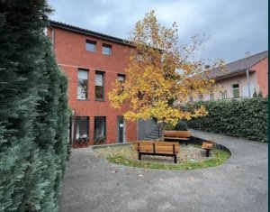 Iroda eladó, 210m2 on Cluj-napoca, Zóna Andrei Muresanu