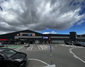 Üzlethelyiség kiadó, 720m2 on Cluj-napoca, Zóna Someseni