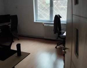 Appartement 3 chambres à vendre dans Cluj-napoca, zone Centru