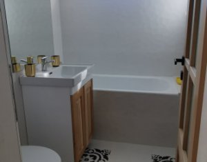 Appartement 4 chambres à vendre dans Cluj-napoca, zone Manastur
