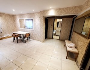 Appartement 3 chambres à louer dans Cluj-napoca, zone Marasti