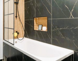 Maison 4 chambres à vendre dans Floresti