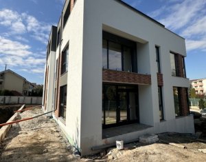 Lakás 4 szobák eladó on Cluj-napoca, Zóna Zorilor