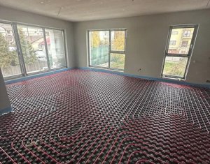 Appartement 4 chambres à vendre dans Cluj-napoca, zone Zorilor
