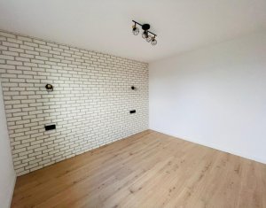 Appartement 4 chambres à vendre dans Floresti