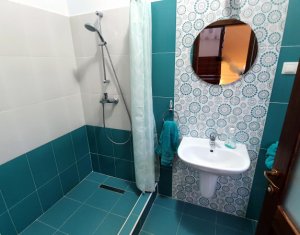 Casa ultrafinisata, Floresti, zona strazii Razoare