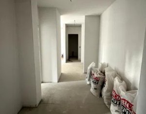 Appartement 3 chambres à vendre dans Cluj-napoca, zone Plopilor