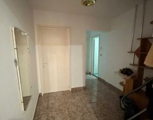 Appartement 3 chambres à vendre dans Cluj-napoca, zone Manastur