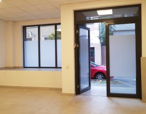Üzlethelyiség kiadó, 37.21m2 on Cluj-napoca, Zóna Centru